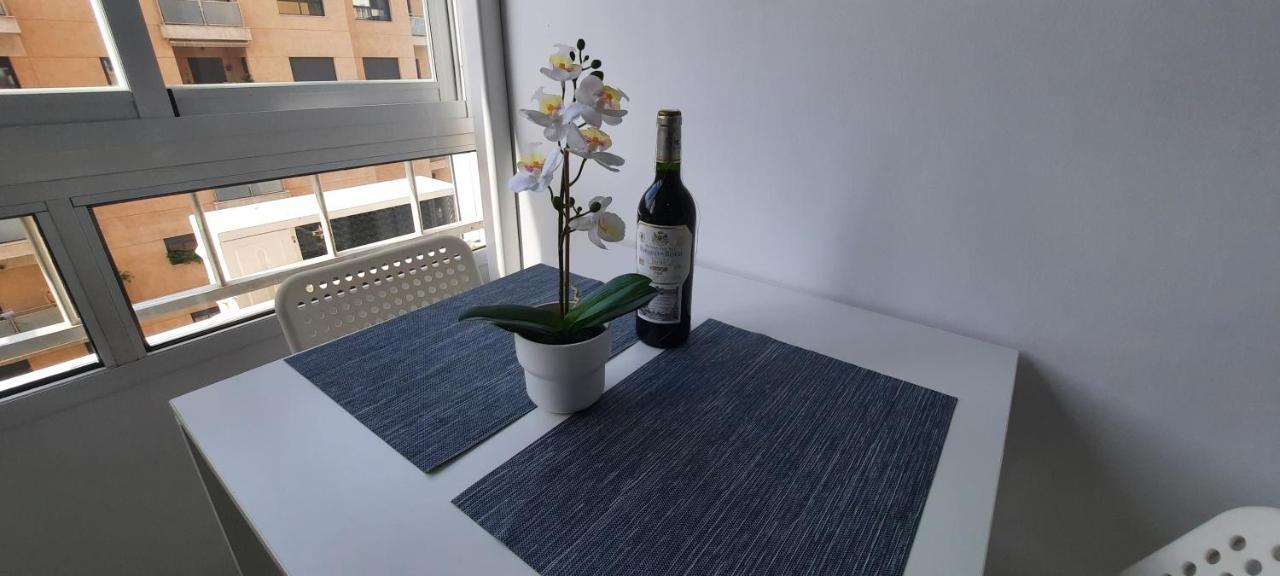 Estudio Torremolinos Centro By Ava Apartments Wifi Y Smart Tv Exteriör bild